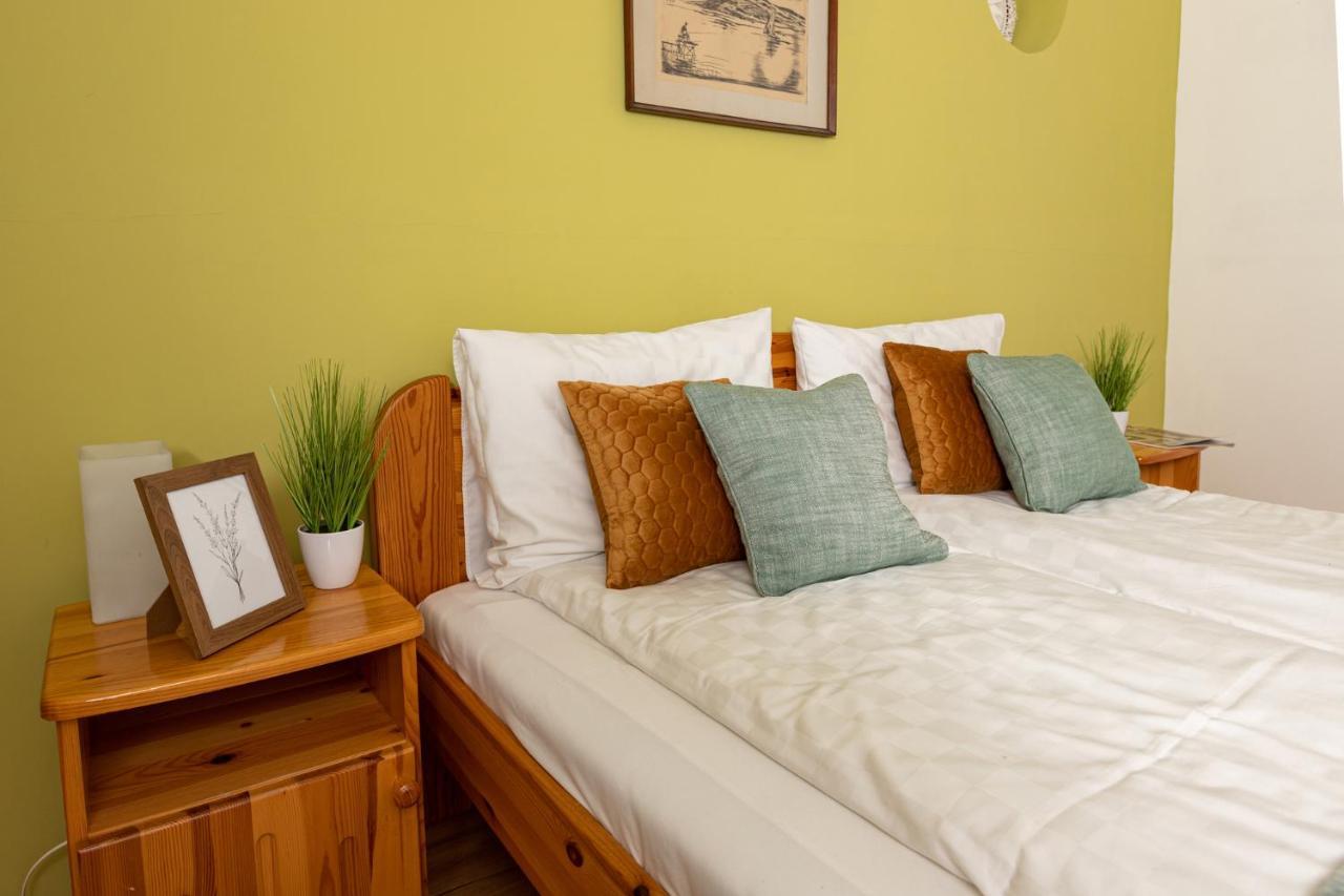 Berkenye Vendeghaz Hotel บาลาตอนฟือเรด ภายนอก รูปภาพ