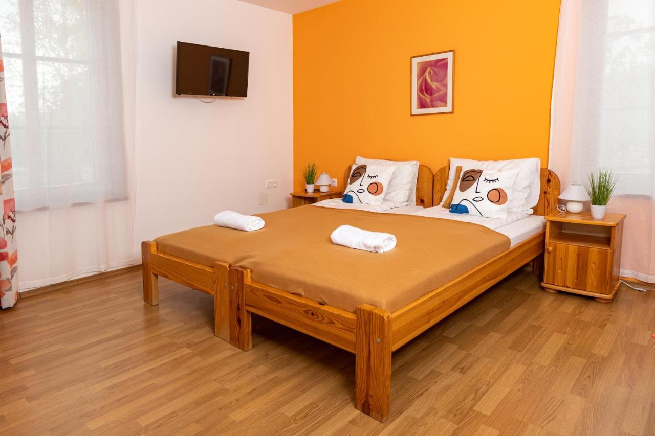 Berkenye Vendeghaz Hotel บาลาตอนฟือเรด ภายนอก รูปภาพ