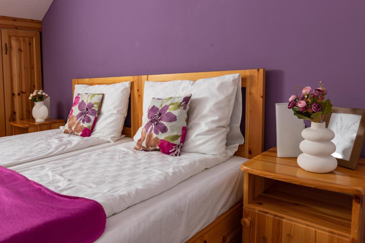 Berkenye Vendeghaz Hotel บาลาตอนฟือเรด ภายนอก รูปภาพ