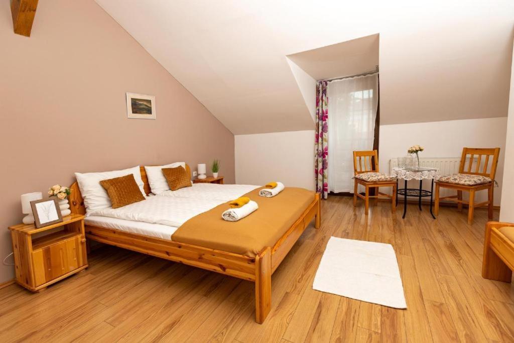 Berkenye Vendeghaz Hotel บาลาตอนฟือเรด ภายนอก รูปภาพ